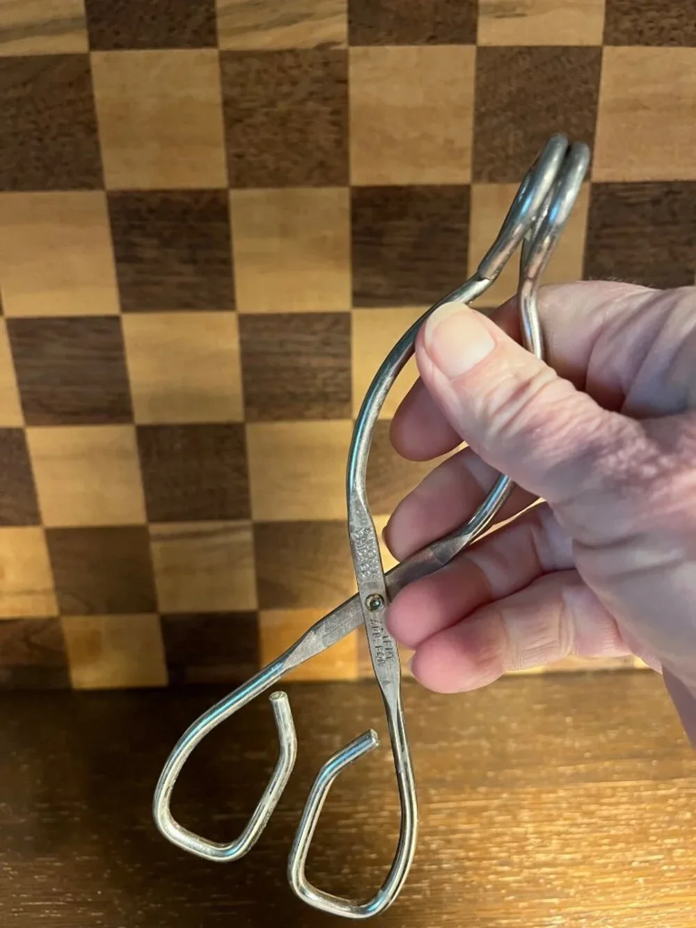 Vaughan Chicago Metal Tongs A509